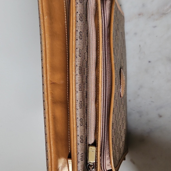 GUCCI: Rare 70s Micro GG Large Messenger Bag - Picture 6 of 13